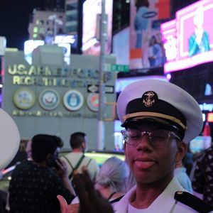 Meet your Posher, Nicholas